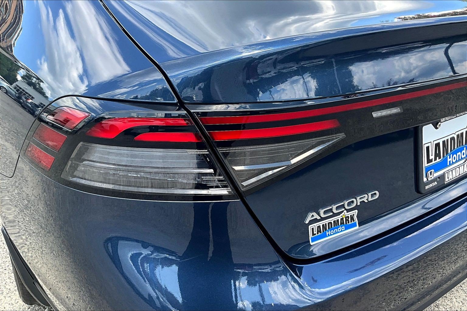 Certified 2025 Honda Accord SE image 32