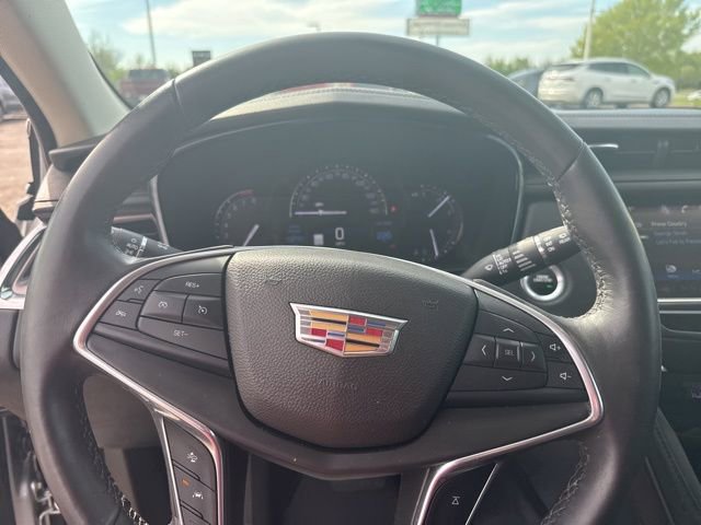 Used 2017 Cadillac XT5 Luxury w/ Driver Awareness Package image 29