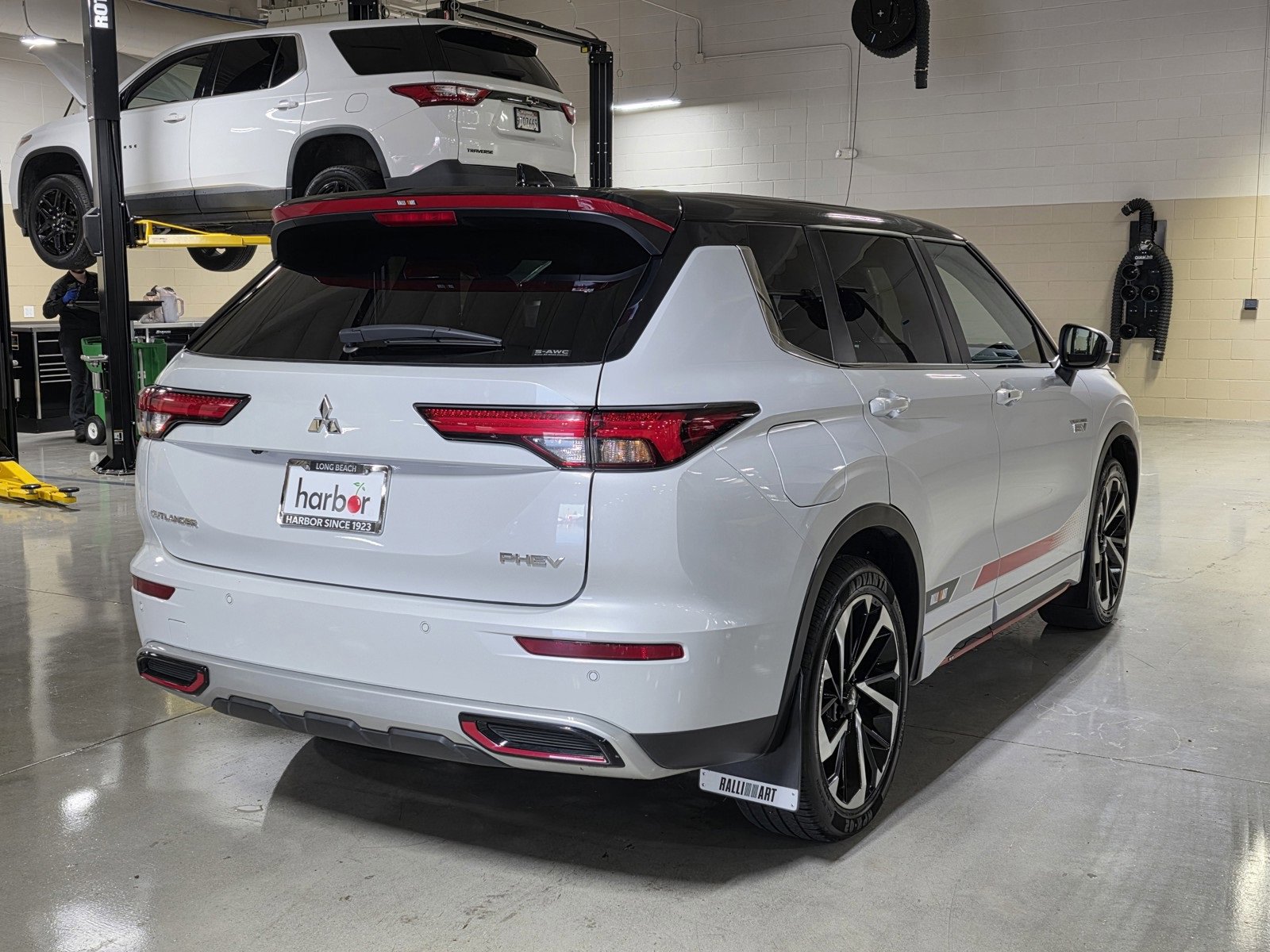 Used 2024 Mitsubishi Outlander Ralliart image 7