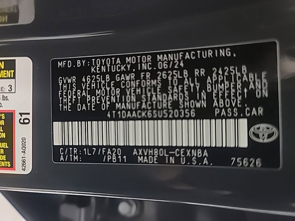 Used 2025 Toyota Camry LE FWD image 41
