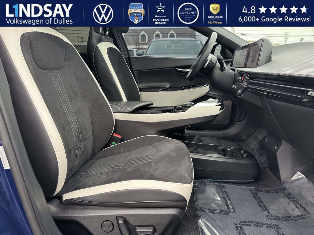 Used 2023 Kia EV6 GT-Line w/ GT-Line Suede Seat Package image 12