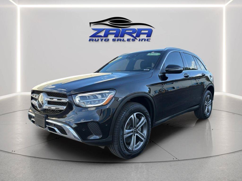 Used 2021 Mercedes-Benz GLC 300 4MATIC image 3