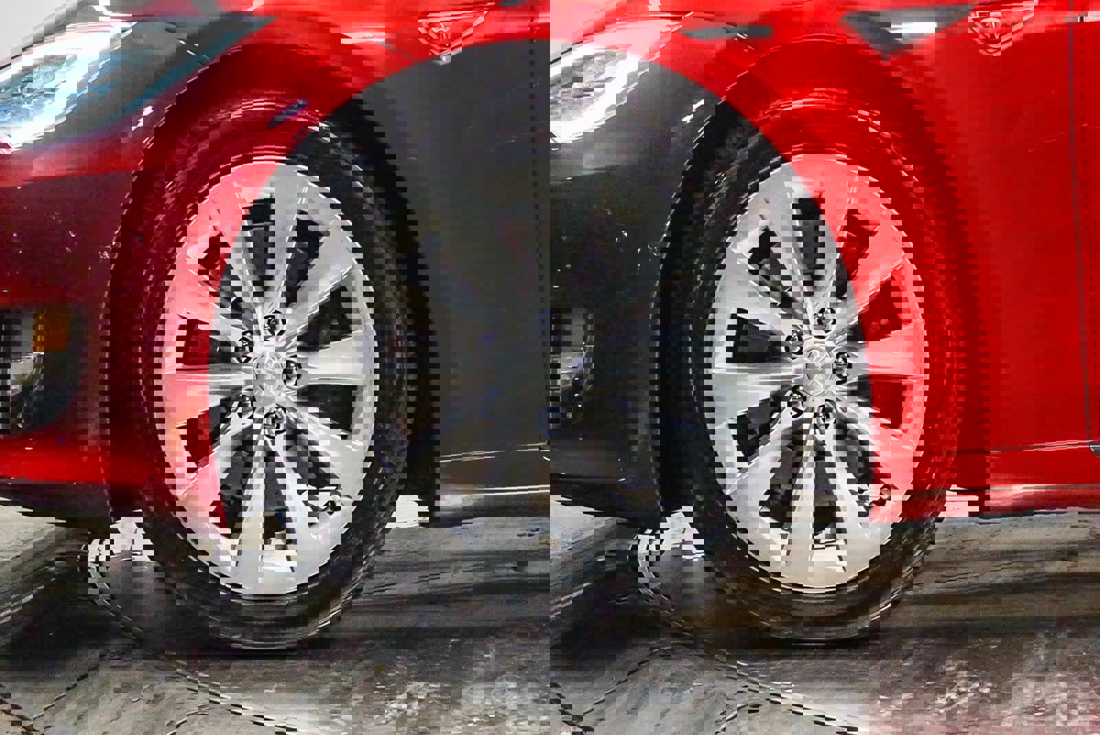 Used 2016 Tesla Model S 90D image 9