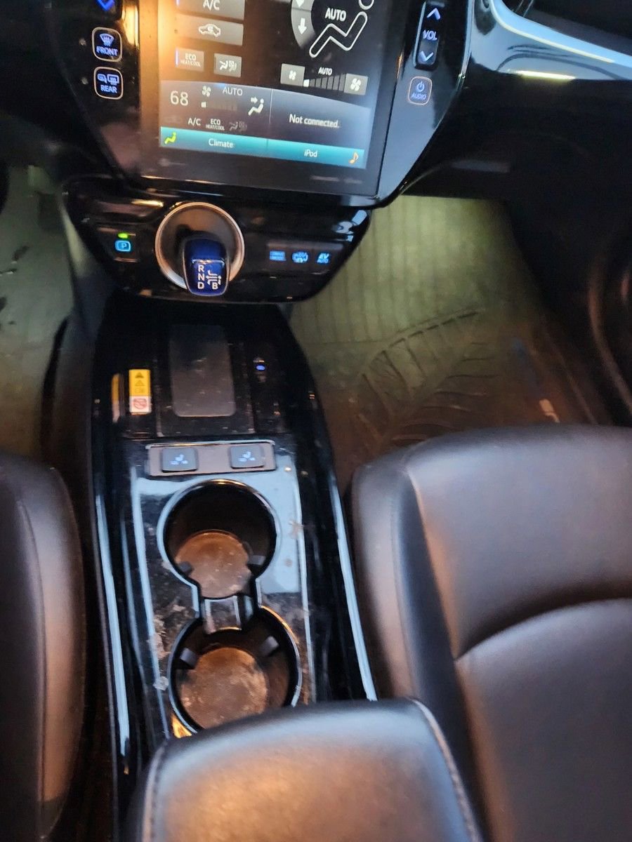 Used 2021 Toyota Prius Prime XLE image 14