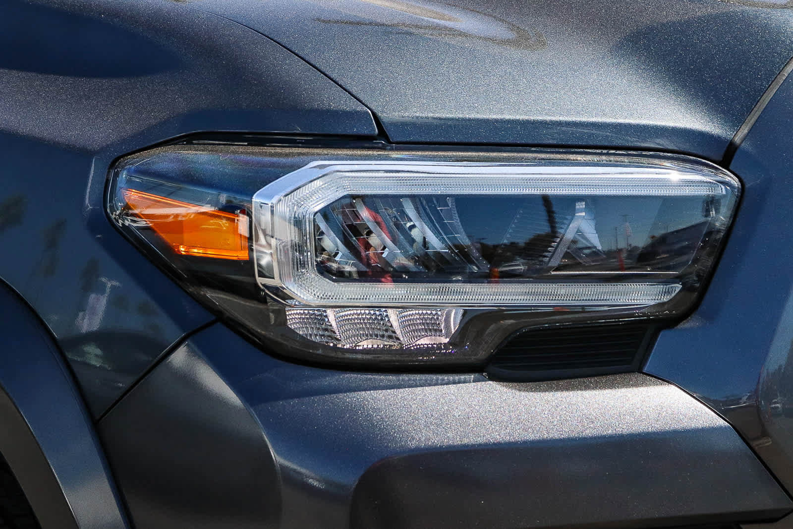 Used 2023 Toyota Tacoma TRD Sport RWD image 4