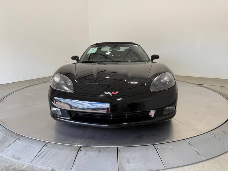 Used 2007 Chevrolet Corvette Convertible w/ Preferred Equipment Group RWD video 2