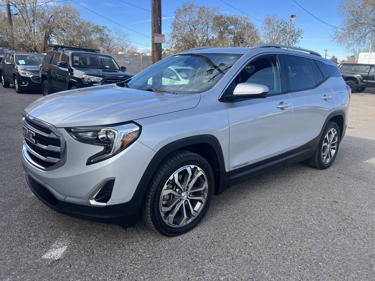 Used 2020 GMC Terrain SLT w/ Preferred Package image 4