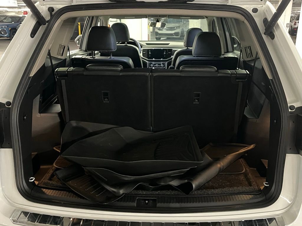 Certified 2023 Volkswagen Atlas SE w/ Panoramic Sunroof Package AWD/4WD image 40