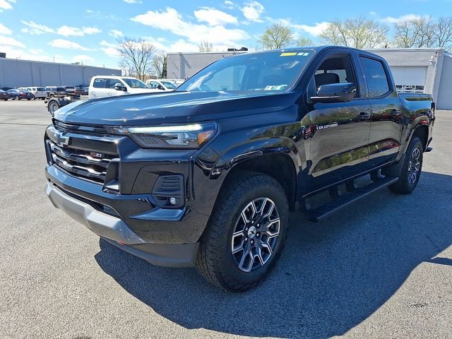 Used 2024 Chevrolet Colorado Z71 w/ Z71 Convenience Package 2 image 6