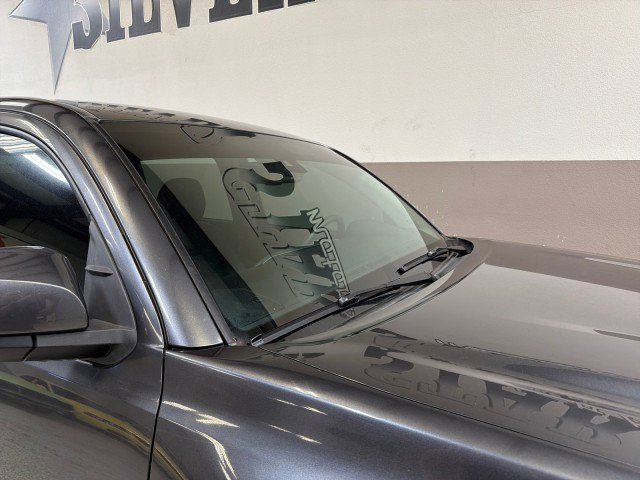 Used 2022 Toyota Tacoma SR5 w/ Technology Package image 69