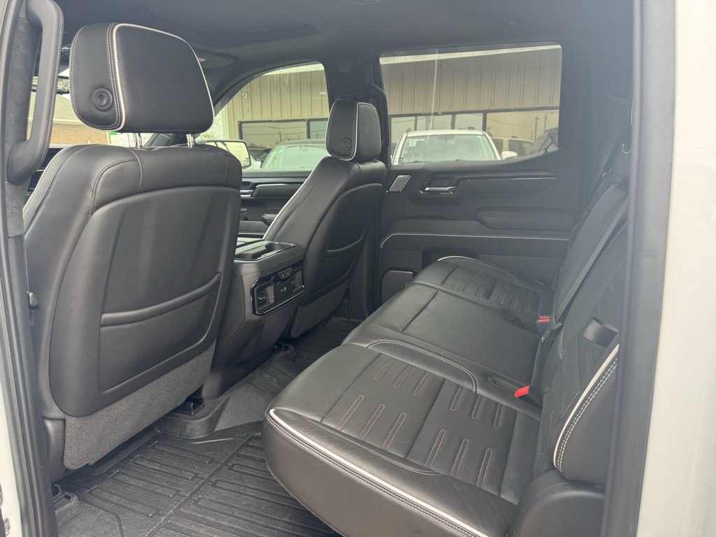 Used 2024 GMC Sierra 1500 AT4X image 16