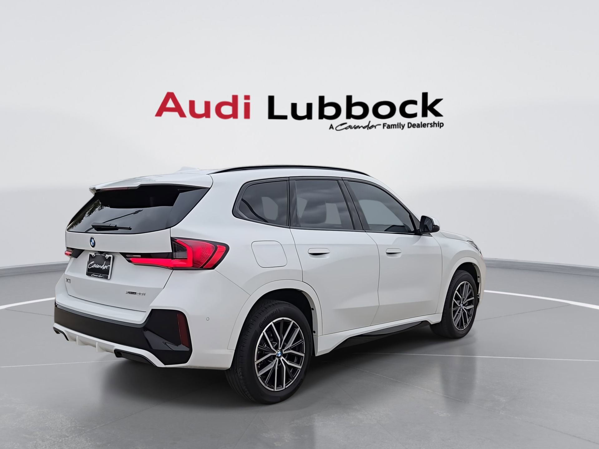 Used 2026 BMW X1 xDrive28i image 8