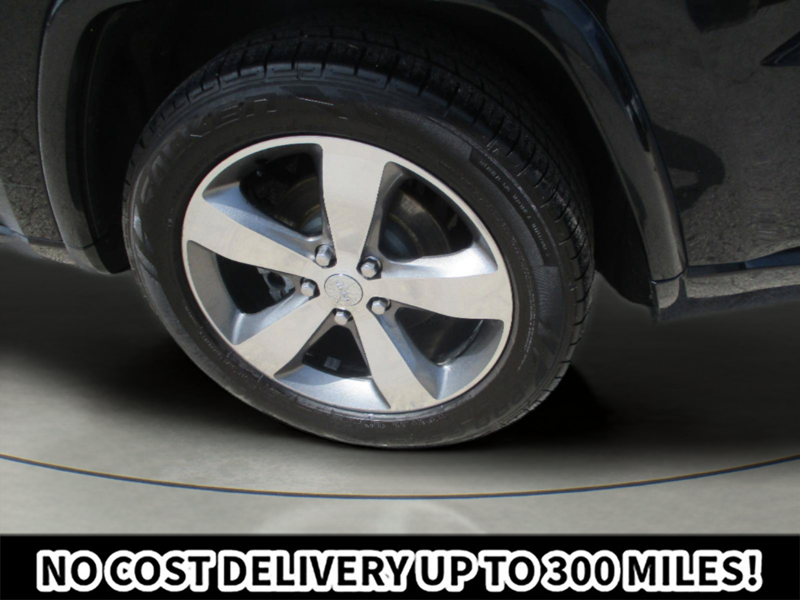 Used 2015 Jeep Grand Cherokee Overland w/ Advanced Technology Group AWD/4WD image 31
