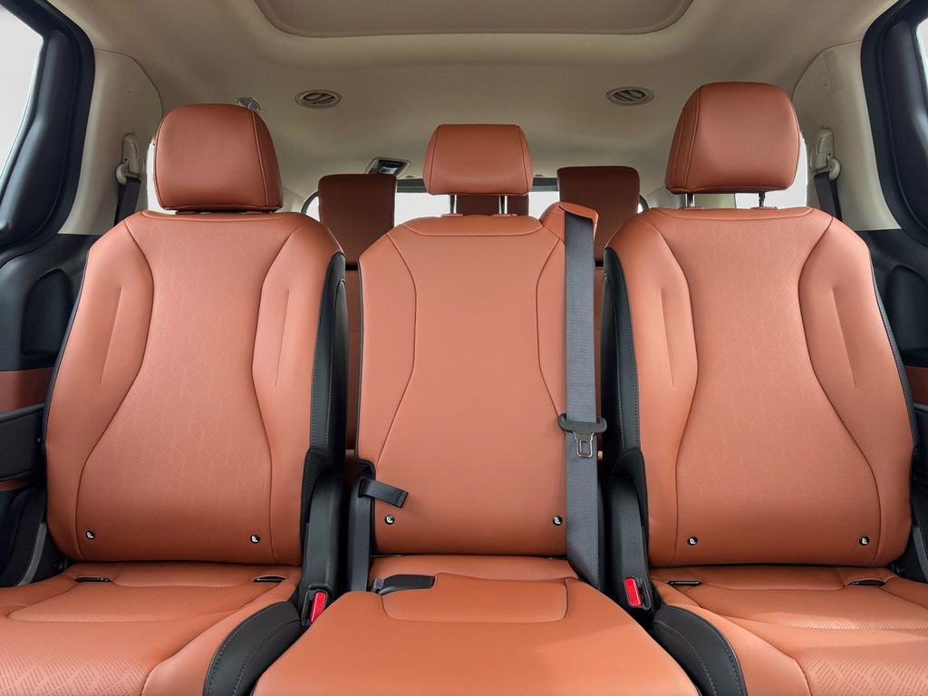 New 2026 Kia Carnival SX FWD image 16