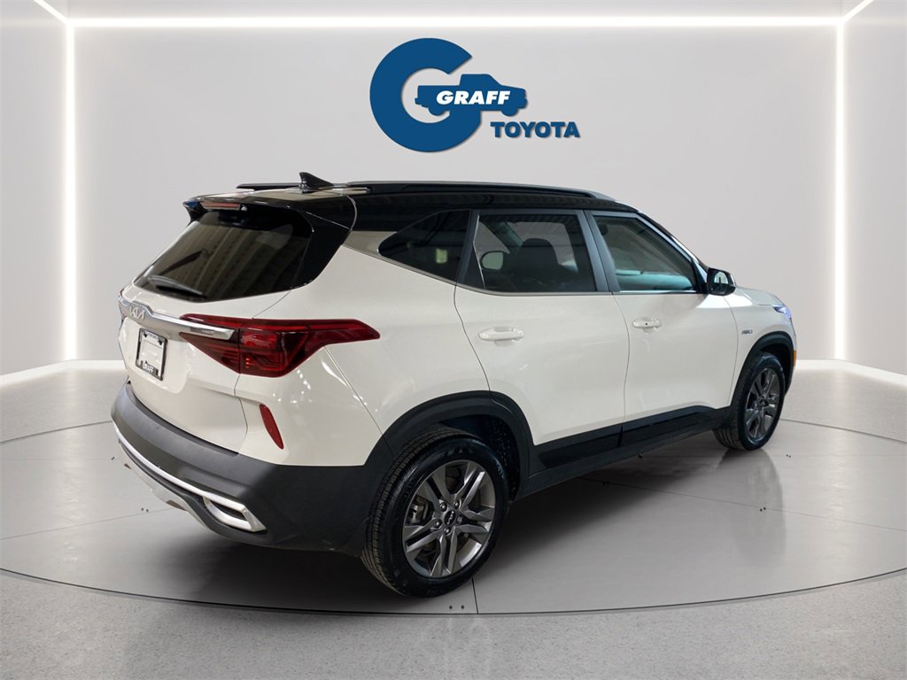 Used 2023 Kia Seltos S w/ Navigation Package image 6