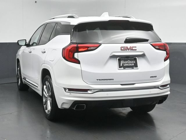 Used 2020 GMC Terrain Denali w/ Denali Premium Package AWD/4WD image 6