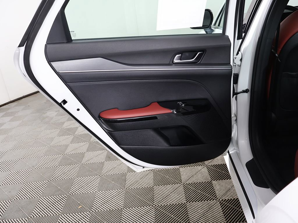 Used 2025 Kia K5 GT-Line w/ GT-Line Premium Package FWD image 25