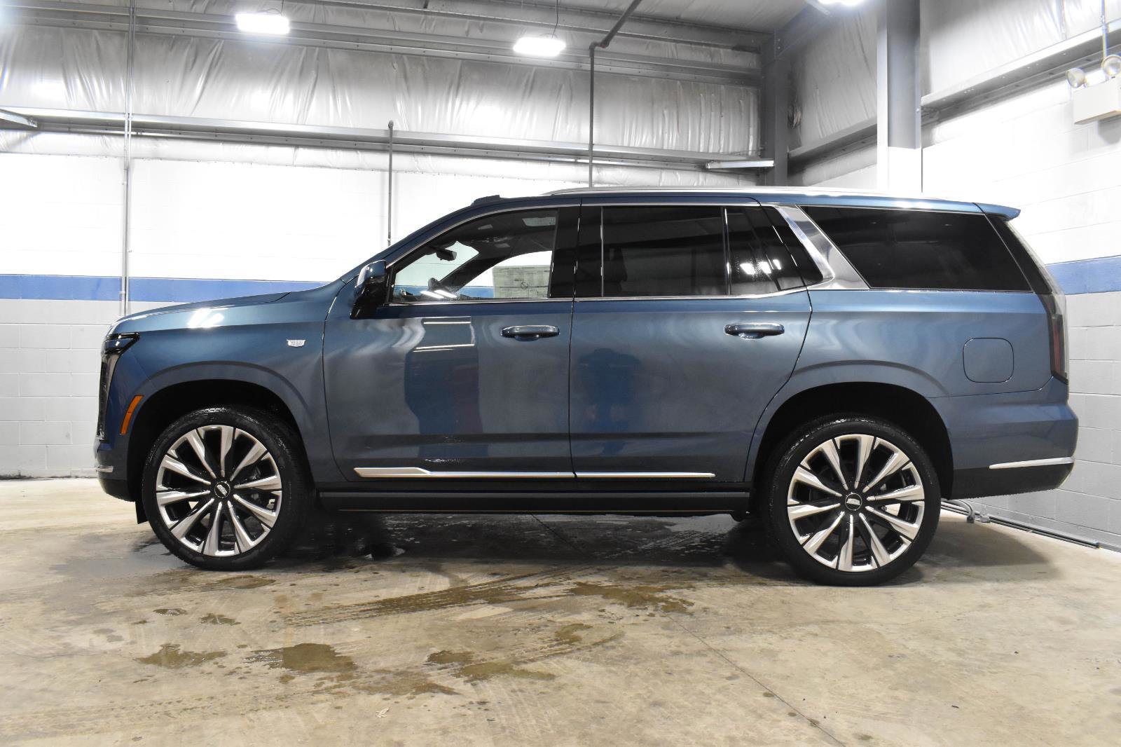 New 2026 Cadillac Escalade Luxury w/ Touring Package image 13