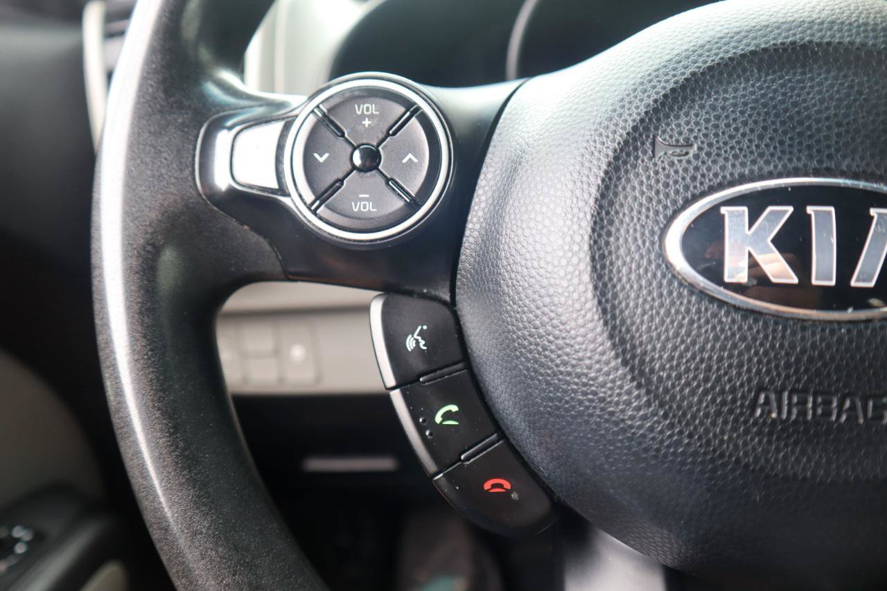 Used 2018 Kia Soul FWD image 51