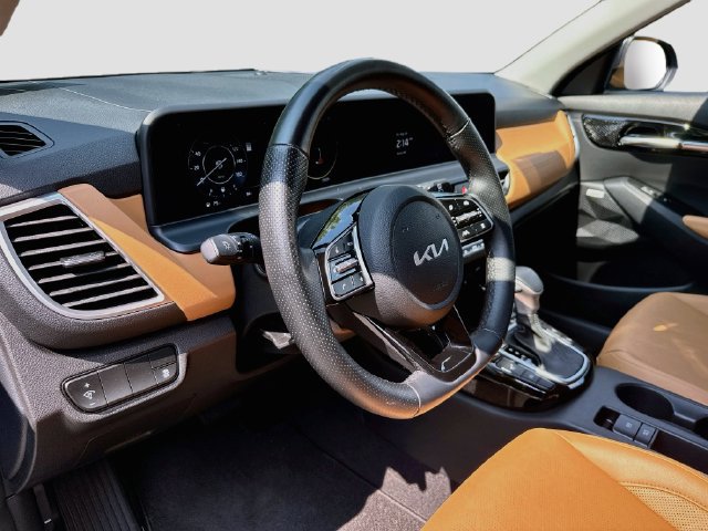 Used 2024 Kia Seltos SX AWD/4WD image 9