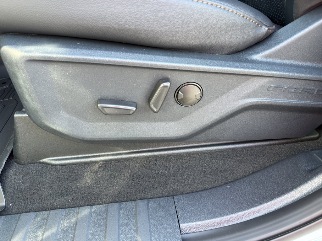 New 2026 Ford F350 Lariat image 15