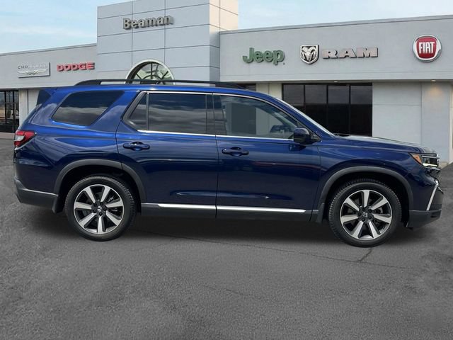 Used 2023 Honda Pilot Elite image 8