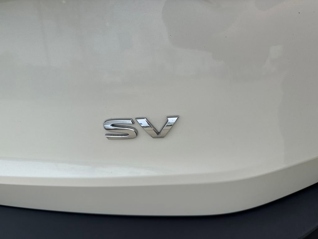 Used 2023 Nissan Rogue SV image 33
