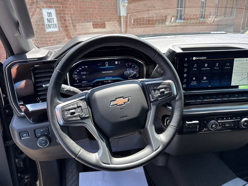 Used 2025 Chevrolet Silverado 2500 LT w/ Convenience Package AWD/4WD image 19