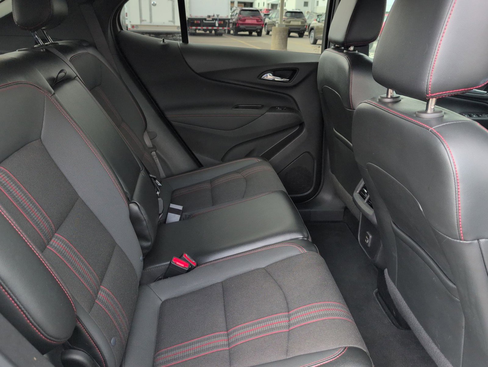 Used 2022 Chevrolet Equinox RS image 25