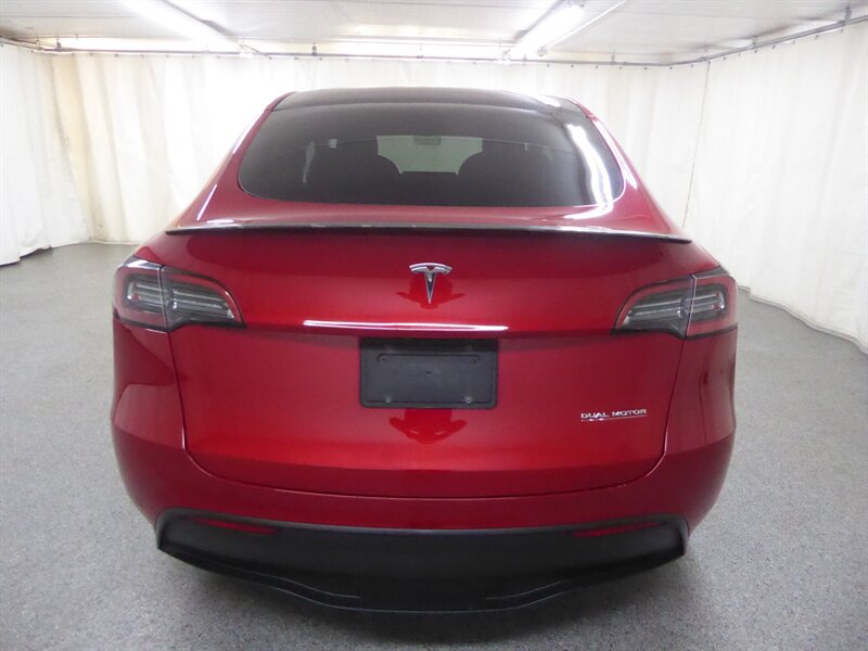 Used 2021 Tesla Model Y Performance AWD/4WD image 4