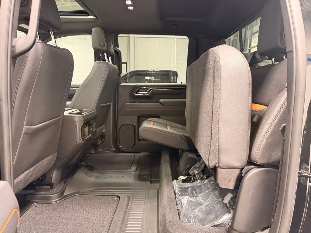 Used 2025 GMC Sierra 2500 AT4 w/ AT4 Premium Plus Package image 20