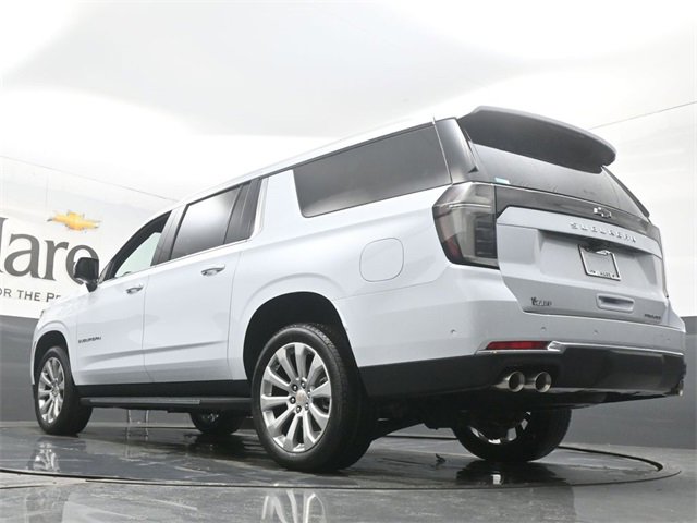 New 2026 Chevrolet Suburban Premier image 5
