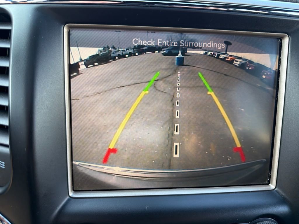 Used 2015 Jeep Grand Cherokee Limited image 20