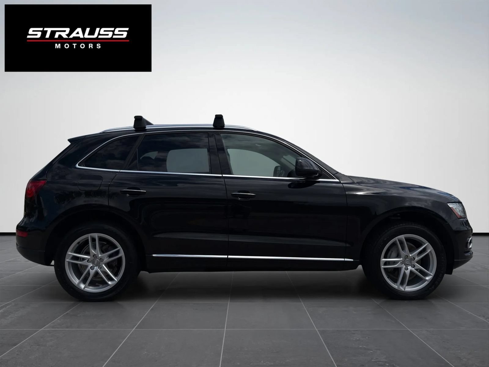 Used 2016 Audi Q5 2.0T Premium Plus w/ Technology Package AWD/4WD image 5