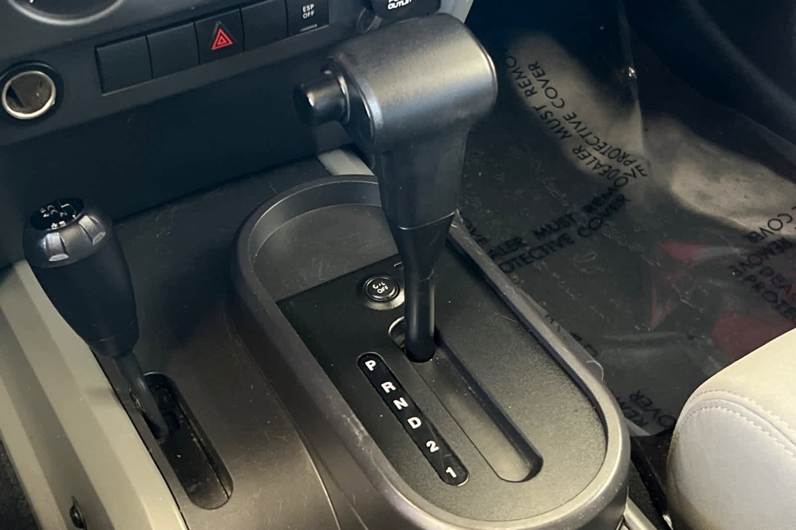 Used 2008 Jeep Wrangler Unlimited X AWD/4WD image 21
