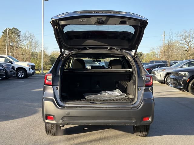Used 2025 Subaru Outback Premium image 15