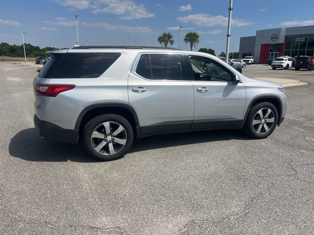 Used 2019 Chevrolet Traverse LT w/ LT Premium Package image 5