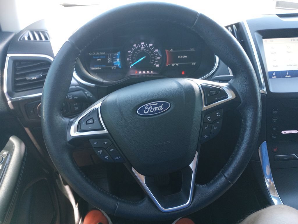 Used 2020 Ford Edge Titanium FWD image 25