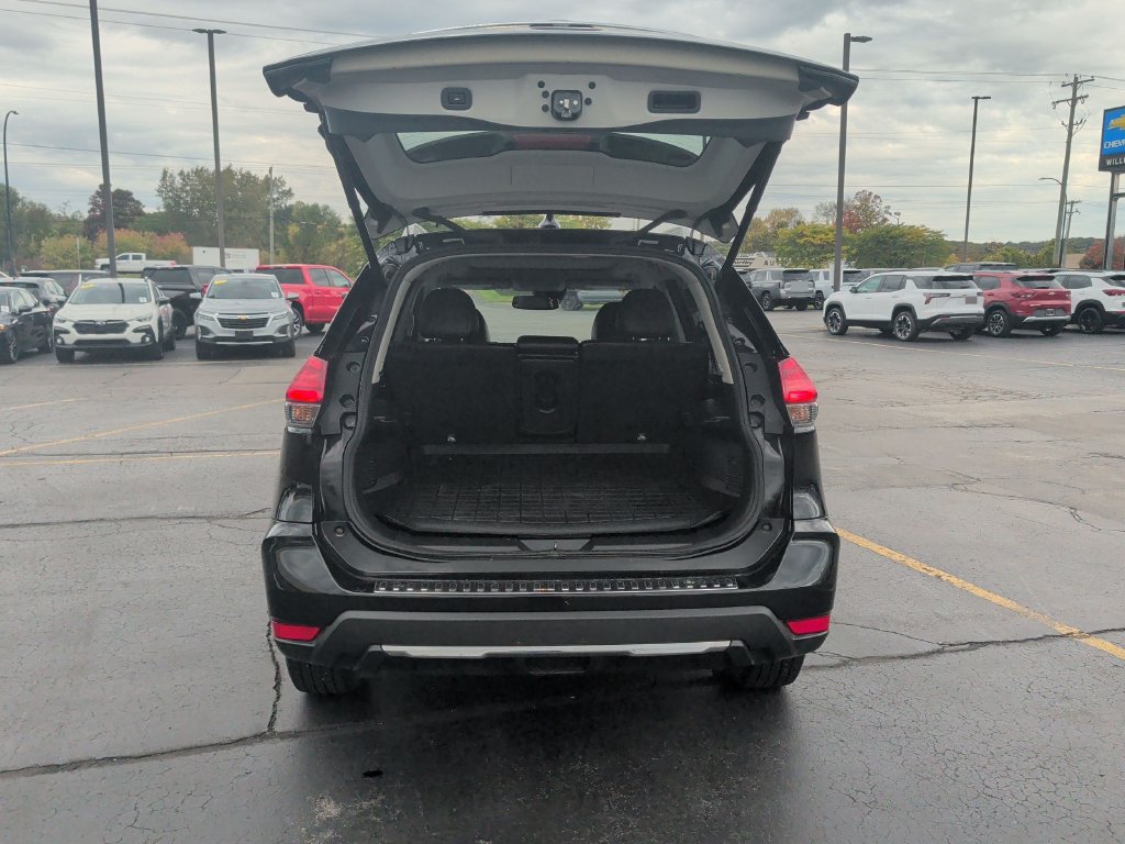 Used 2017 Nissan Rogue SL w/ SL Premium Package AWD/4WD image 22