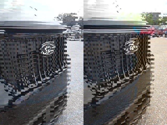 New 2025 Ford Maverick Lobo image 13