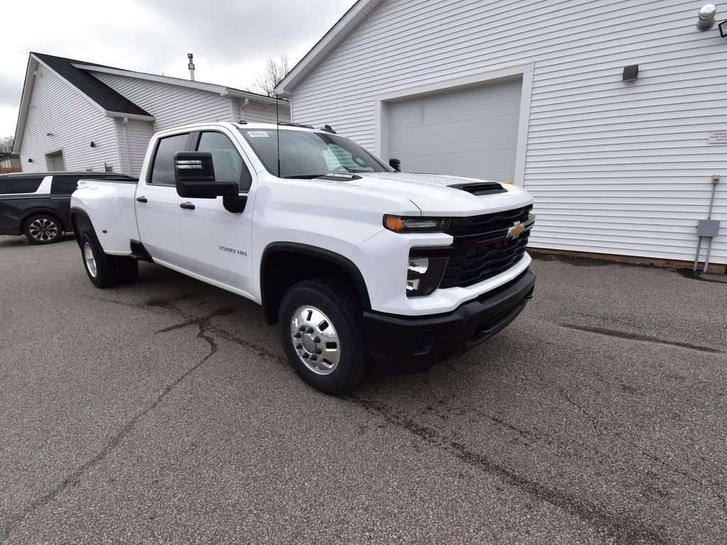 New 2026 Chevrolet Silverado 3500 W/T image 2