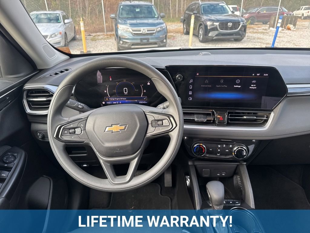 Used 2025 Chevrolet TrailBlazer LT image 14