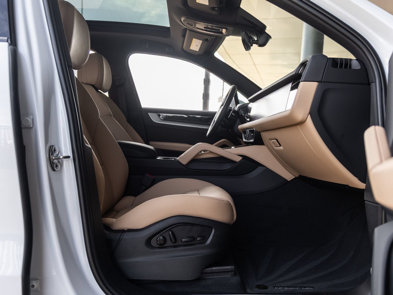 New 2026 Porsche Cayenne AWD/4WD image 42