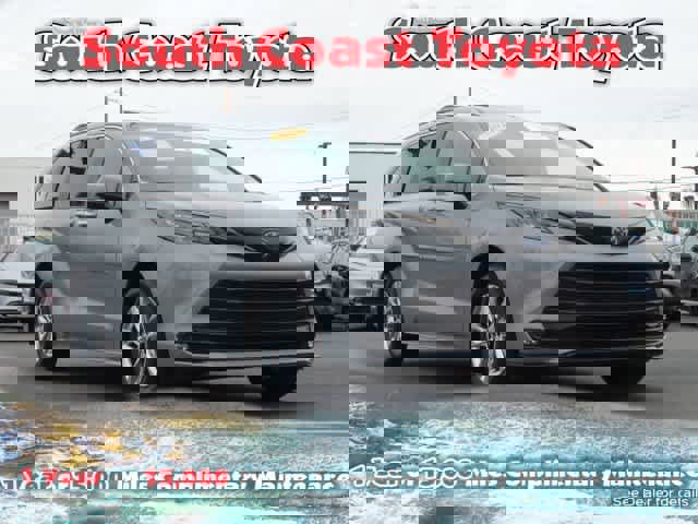 Certified 2023 Toyota Sienna XLE Woodland Edition image 1