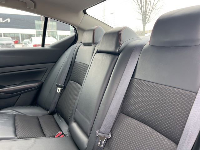Used 2024 Nissan Altima 2.5 SR image 26