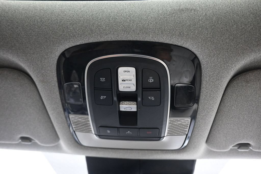 Used 2022 Hyundai Palisade Limited FWD image 30