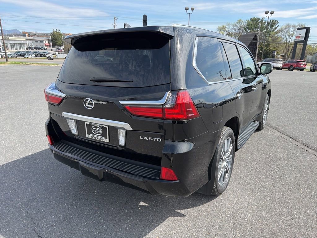 Used 2016 Lexus LX 570 4WD w/ Luxury Package image 5