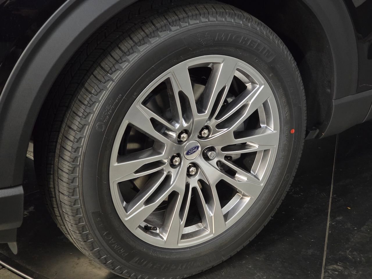 New 2026 Ford Explorer Platinum image 15