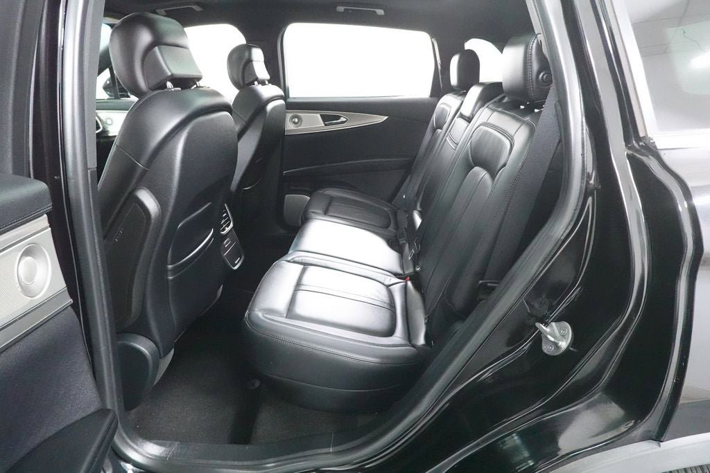 Used 2020 Lincoln Nautilus Reserve AWD/4WD image 28