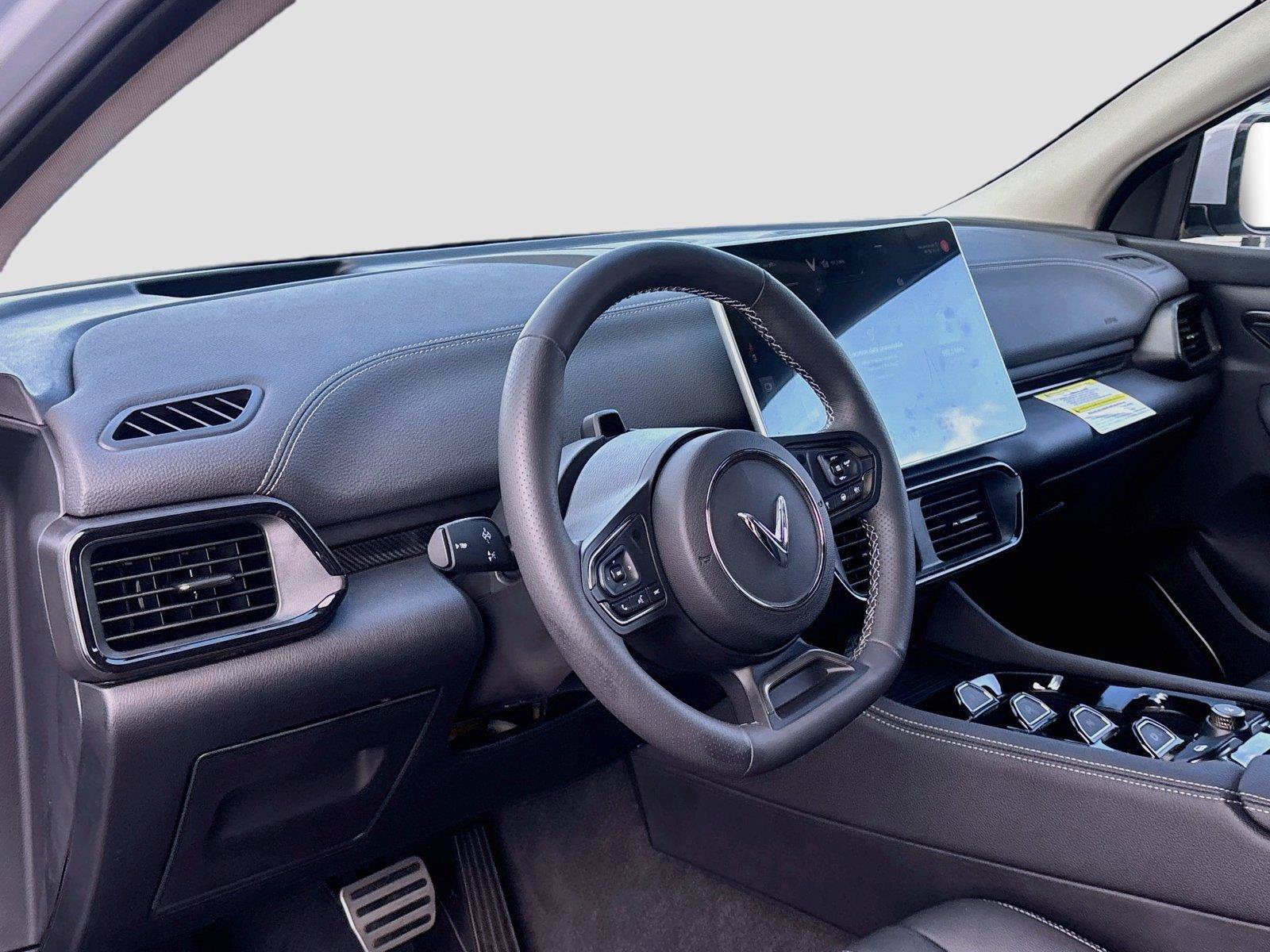 New 2027 VinFast VF 8 Eco AWD/4WD image 10
